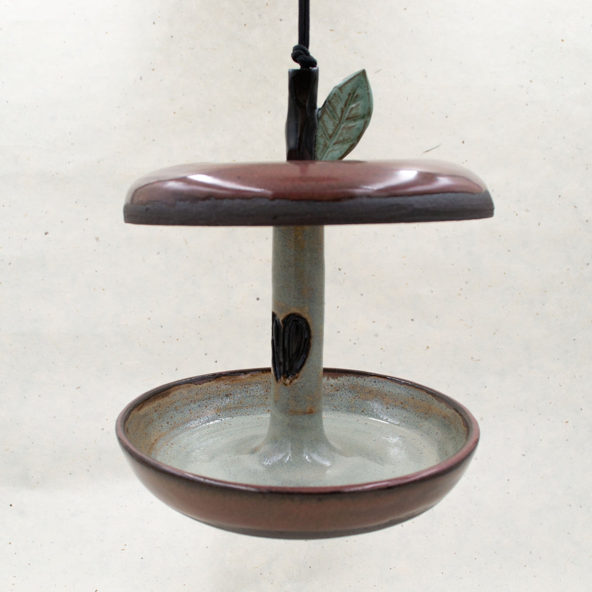 Apple Birdfeeder